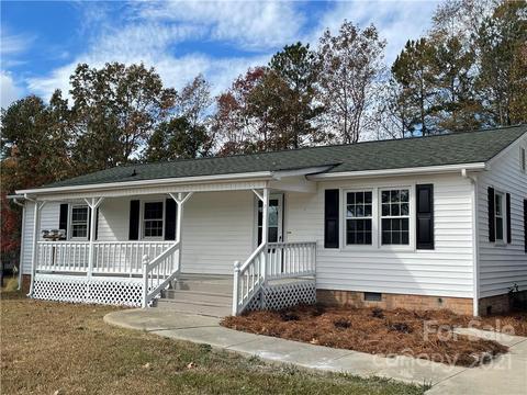 2764 Kirkover Dr, Lancaster, SC 29720 photo 1