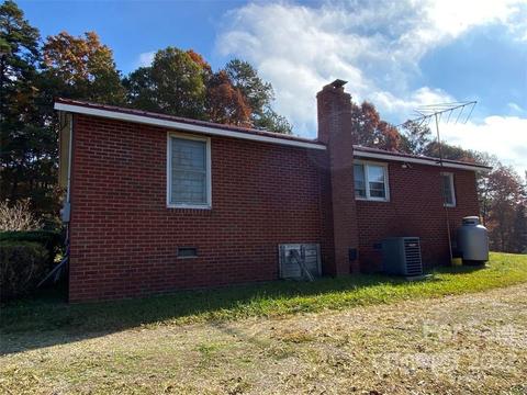 212 Rush Loop Rd, Mount Gilead, NC 27306 photo 13