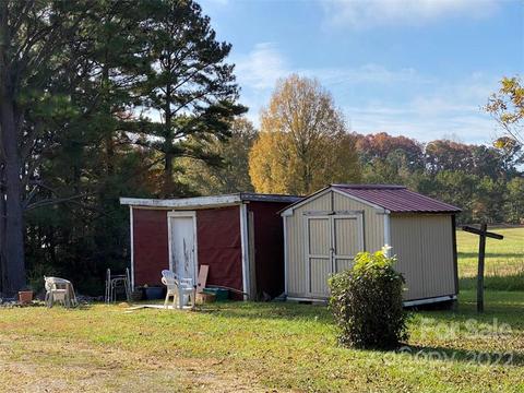 212 Rush Loop Rd, Mount Gilead, NC 27306 photo 15