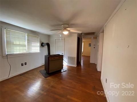 212 Rush Loop Rd, Mount Gilead, NC 27306 photo 3