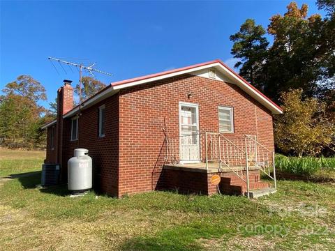 212 Rush Loop Rd, Mount Gilead, NC 27306 photo 12