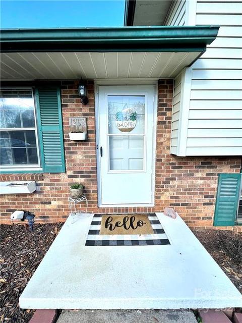 1206 Stephens St, Conover, NC 28613 photo 2