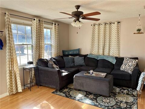 1206 Stephens St, Conover, NC 28613 photo 5
