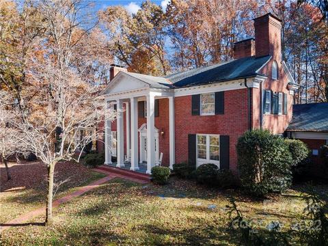 150 Forest Rd, Marion, NC 28752 photo 2