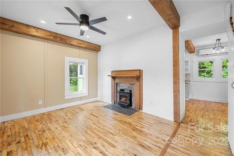 24 Brookside St, Clyde, NC 28721 photo 5