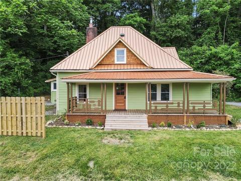 24 Brookside St, Clyde, NC 28721 photo 1