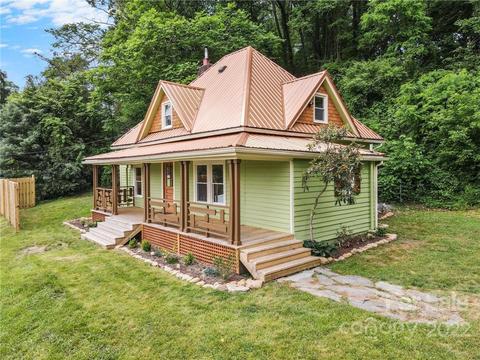 24 Brookside St, Clyde, NC 28721 photo 2
