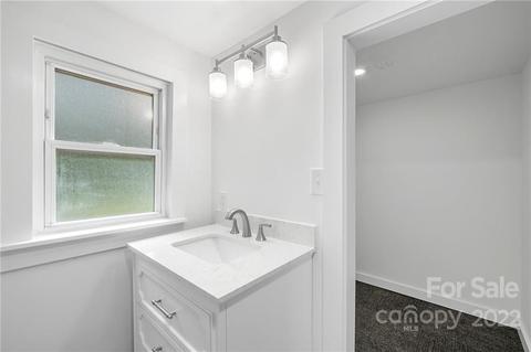 24 Brookside St, Clyde, NC 28721 photo 16