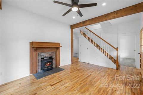 24 Brookside St, Clyde, NC 28721 photo 6