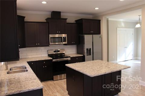 22 Pineview Rd, Fairview, NC 28730 photo 7