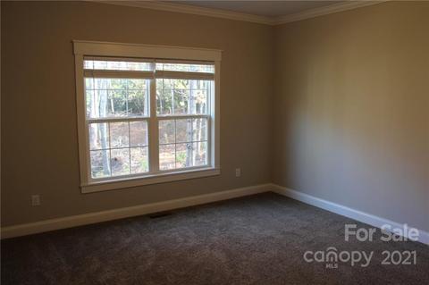 22 Pineview Rd, Fairview, NC 28730 photo 9