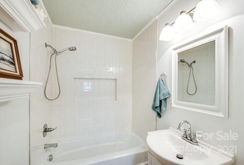 1120 Manor St, Conover, NC 28613 photo 13