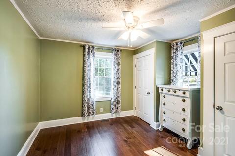 1120 Manor St, Conover, NC 28613 photo 7
