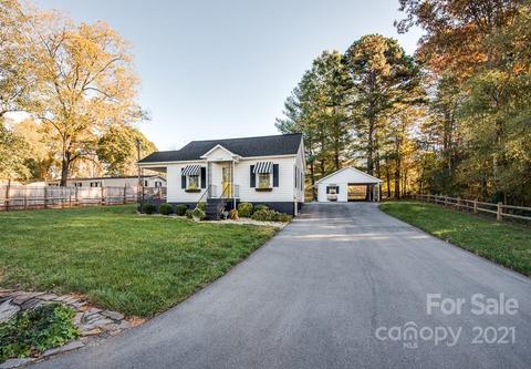 1120 Manor St, Conover, NC 28613 photo 1