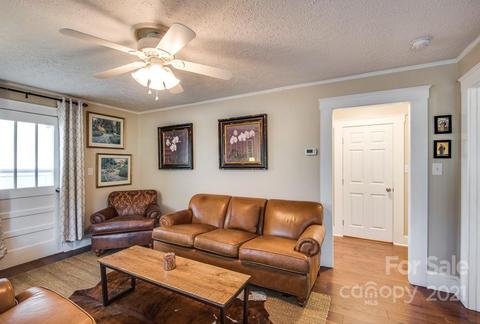 1120 Manor St, Conover, NC 28613 photo 5