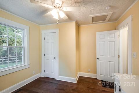 1120 Manor St, Conover, NC 28613 photo 11