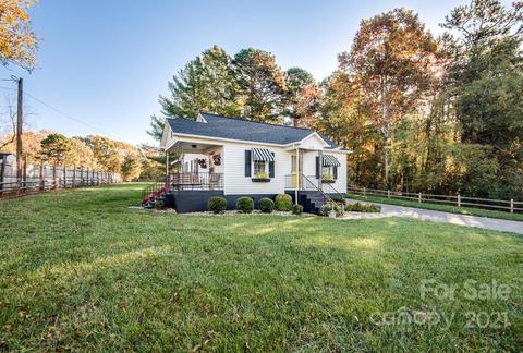 1120 Manor St, Conover, NC 28613 photo 3