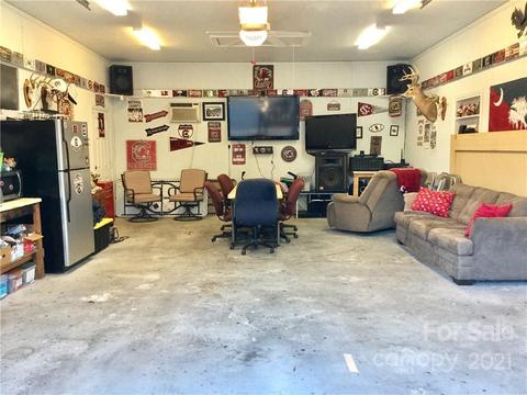 483 Sutton Ln, Lancaster, SC 29720 photo 9