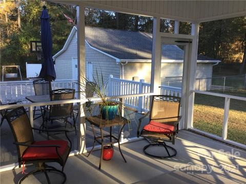 483 Sutton Ln, Lancaster, SC 29720 photo 12