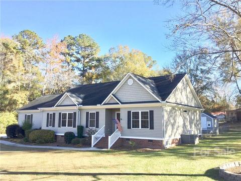 483 Sutton Ln, Lancaster, SC 29720 photo 2