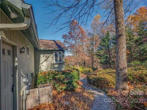 545 Summit Rd, Tryon, NC 28782 photo 3