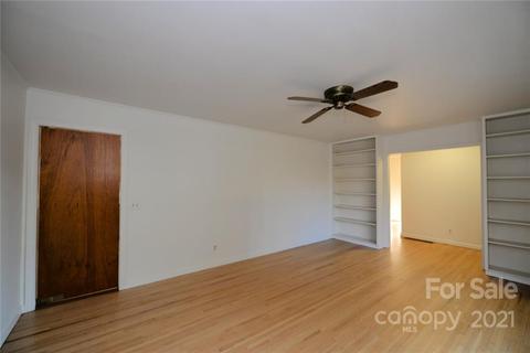138 Rolling Green Dr, Sylva, NC 28779 photo 7
