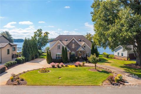 20425 Staghorn Ct, Cornelius, NC 28031 photo 1