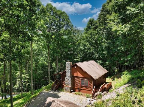 127 Dolan Ln, Clyde, NC 28721 photo 1