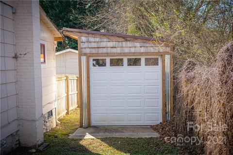 212 Ruby Ave, Black Mountain, NC 28711 photo 21