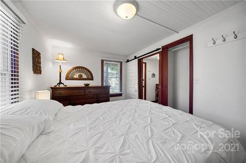 212 Ruby Ave, Black Mountain, NC 28711 photo 11
