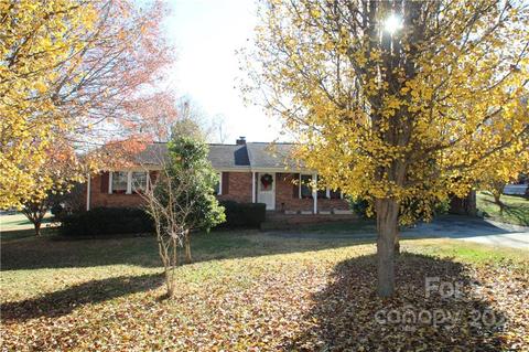 623 Dellinger Rd, Shelby, NC 28152 photo 3
