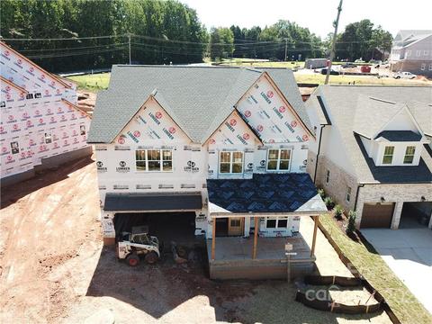 819 Naples Dr, Davidson, NC 28036 photo 2