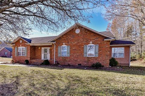 3952 Cold Springs Rd E, Concord, NC 28025 photo 1