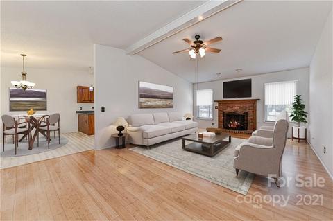 3952 Cold Springs Rd E, Concord, NC 28025 photo 5