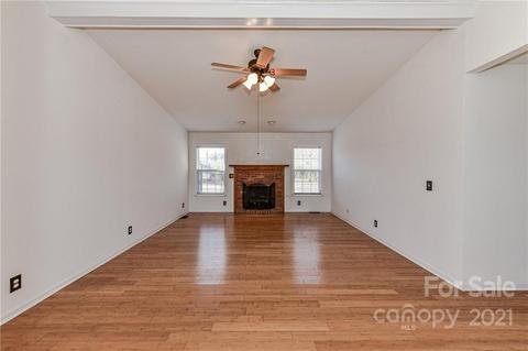 3952 Cold Springs Rd E, Concord, NC 28025 photo 6