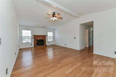 3952 Cold Springs Rd E, Concord, NC 28025 photo 8