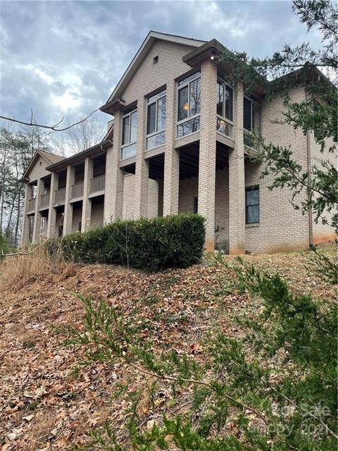 69 Towhee Trl, Tryon, NC 28782 photo 2