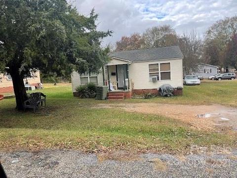 1645 Dobson St, Lancaster, SC 29720 photo 1