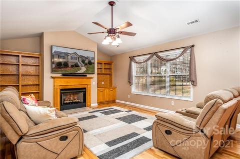 3356 Overbrook Dr, Conover, NC 28613 photo 7