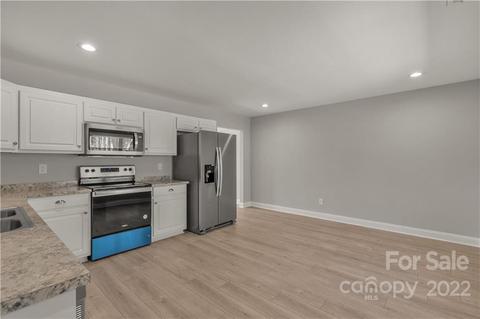 1480 Foxbrook Cir, Lancaster, SC 29720 photo 11