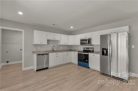1480 Foxbrook Cir, Lancaster, SC 29720 photo 9