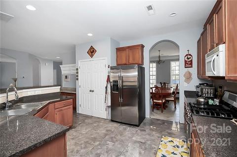 7769 E Berkeley Rd, Denver, NC 28037 photo 11