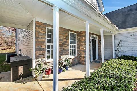 7769 E Berkeley Rd, Denver, NC 28037 photo 3