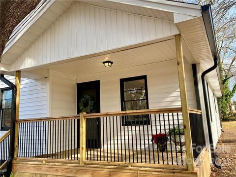 402 3rd St, Stanley, NC 28164 photo 2