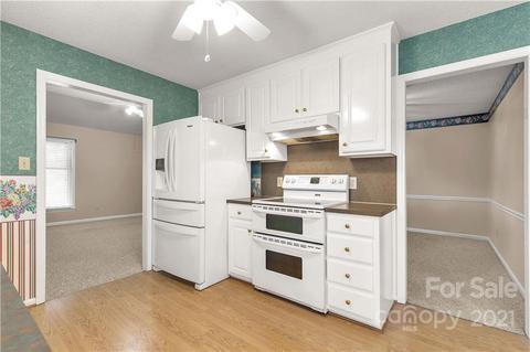 2403 Define Ln, Lancaster, SC 29720 photo 9