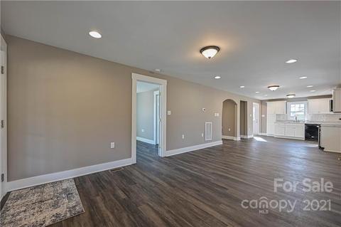 53 Dulin Dr, Concord, NC 28027 photo 5
