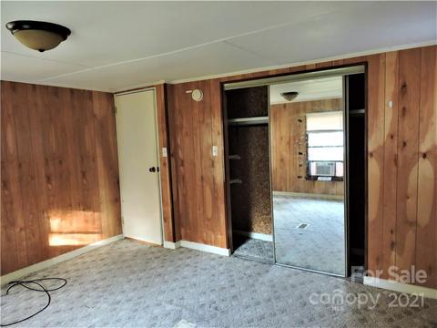 720 Jackson Loop Rd, Flat Rock, NC 28731 photo 9