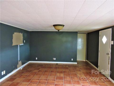 720 Jackson Loop Rd, Flat Rock, NC 28731 photo 13
