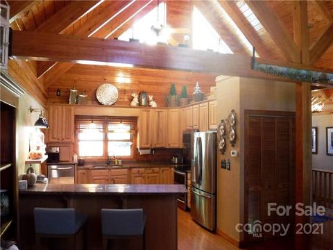 454 S Pointe Rd, Mill Spring, NC 28756 photo 9
