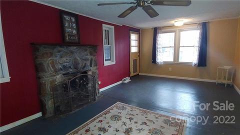 60 Mingus St, Canton, NC 28716 photo 8